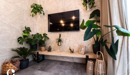 Queen Suite with Spa Bath