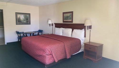 King Room - Disability Access - Non-Smoking