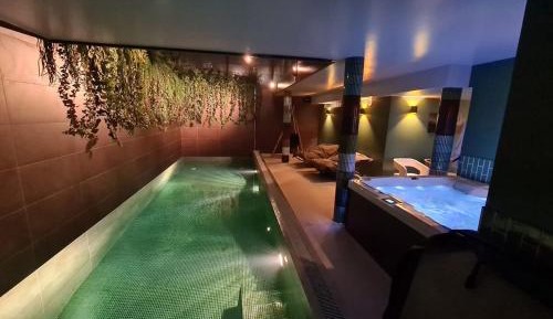 King Suite with Spa Bath