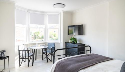 Double Room with Private Bathroom