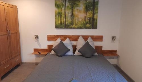 Double Room with Private Bathroom