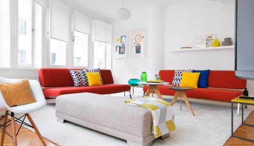 Three-Bedroom Apartment with Balcony - Bogoviceva 1 Street