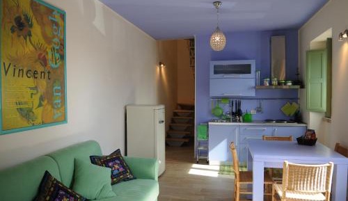 Apartment with Pool View 