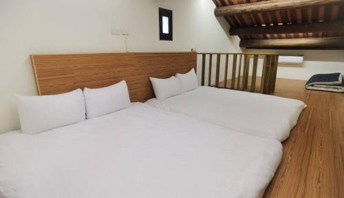 Quadruple Room with Bathroom