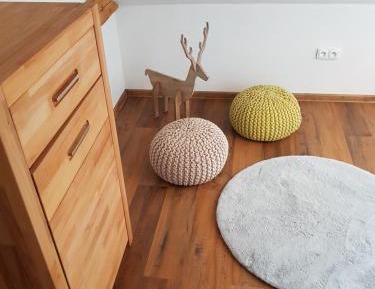 Apartment with Mountain View