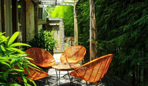 Villa with Garden View