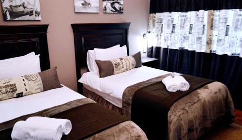 Twin Room with Shower - Cirtuss Jenny