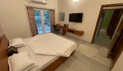 Apartment with Balcony