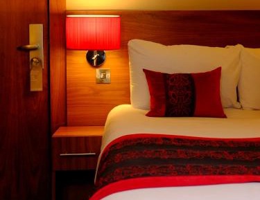 Petite Double Room