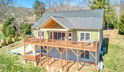 Four bedroom holiday home 