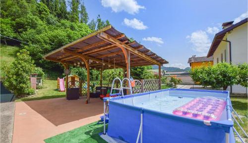 Two-Bedroom Holiday Home