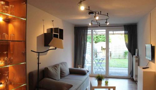 Apartment with Garden View