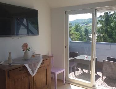 Budget Double Room with Shared Bathroom