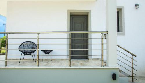 Apartment with Garden View