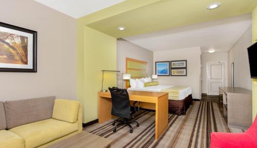 Executive King Room with Sofa Bed