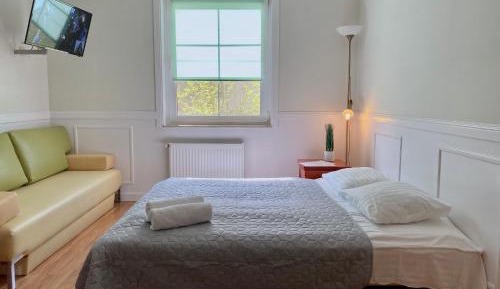 Standard Triple Studio