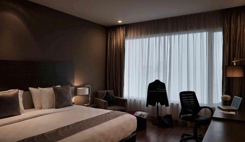 Superior King Room