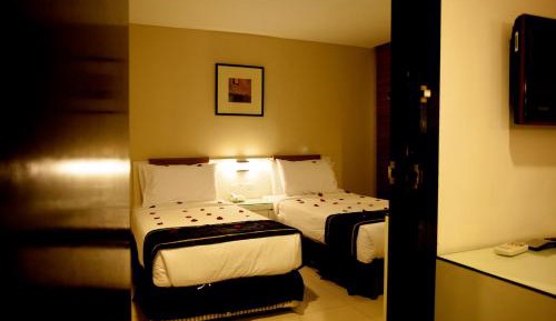 Family Room (4 Adults)