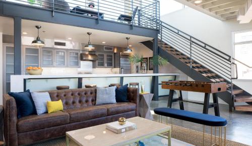 Deluxe Apartment