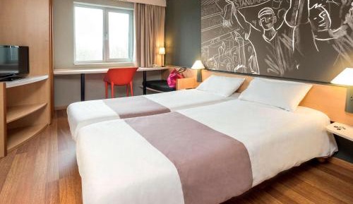 Room with One Double Bed and one Single Bed