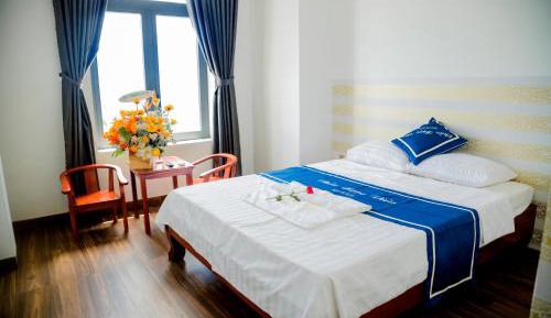 Deluxe Double Room with Balcony and Sea View