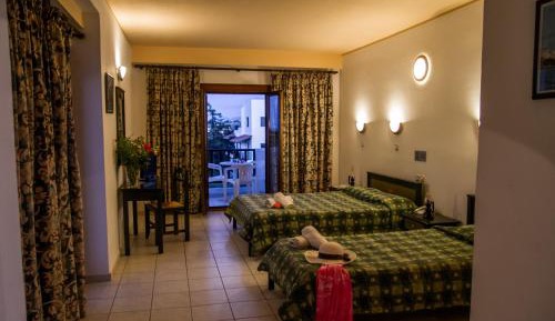 Studio with Garden View