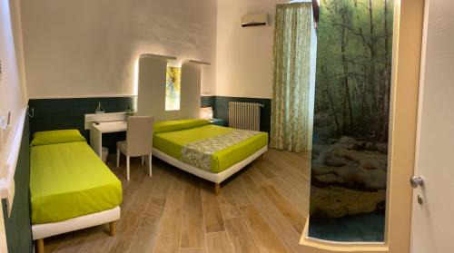 Triple Room with Private Bathroom