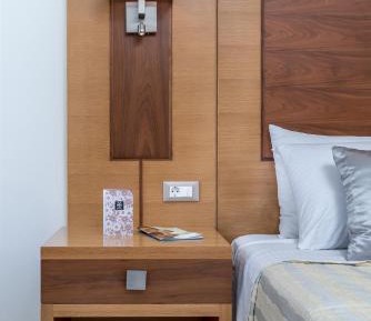 Single Room with Garden View