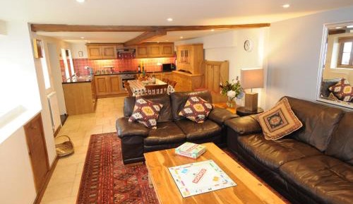 Three-Bedroom Cottage