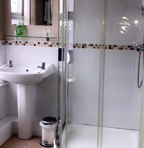 Double or Twin Room with Private Bathroom