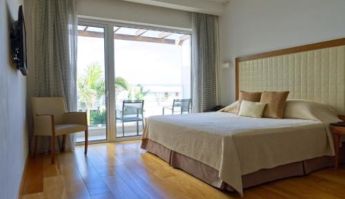 Duplex Suite with Outdoor Jacuzzi