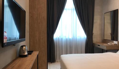 Standard King Room