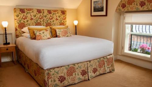 Deluxe Double Room with Bath
