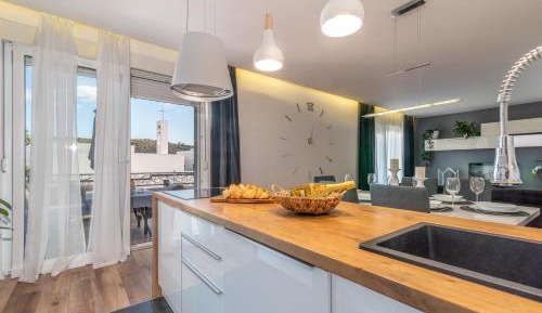 Apartment with Balcony