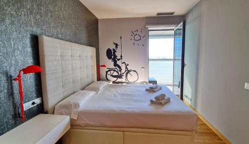 One-Bedroom Apartment with Terrace