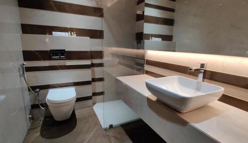 Twin Room with Shower