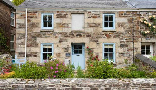 Three-Bedroom Cottage