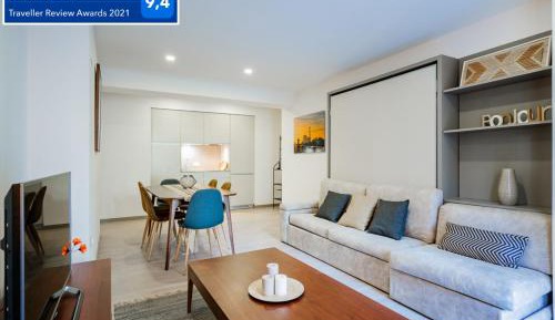 Apartment with Balcony