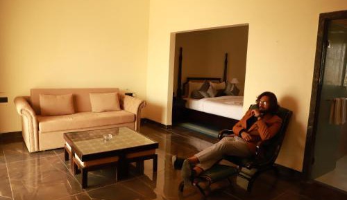 Queen Room with Spa Bath