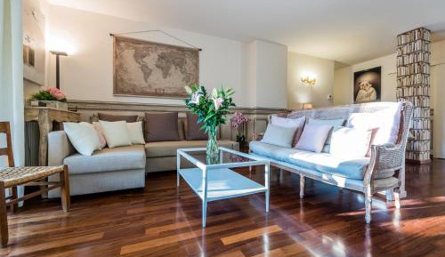 Three-Bedroom Superior Apartment