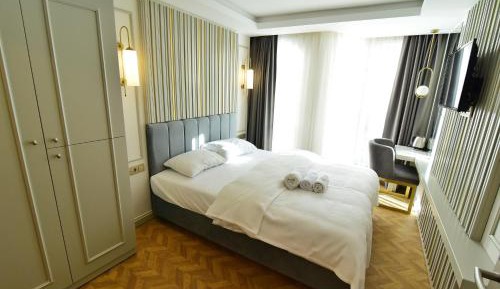 Superior Queen Room