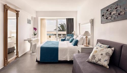Sunshine Triple Room with Sea View