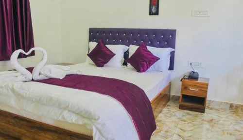 Double Room with Private Bathroom