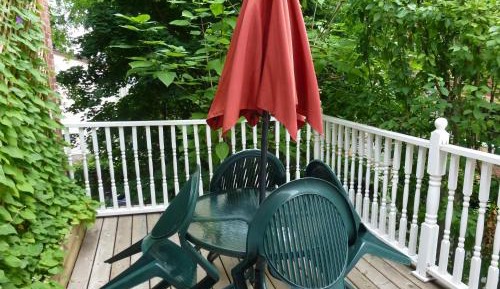 Queen Room with Balcony