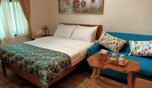 Deluxe Double Room with Extra Bed