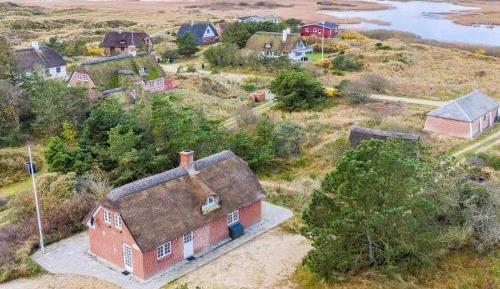 Three-Bedroom Vacation Home 