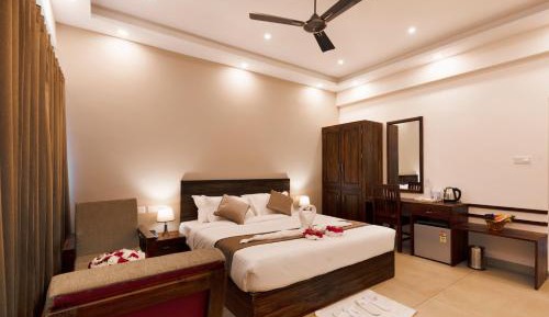 Deluxe Double Room with Balcony