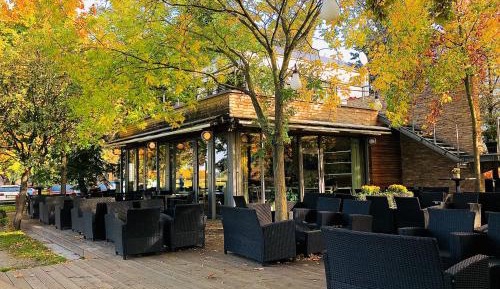 Triple Room with Shared Bathroom