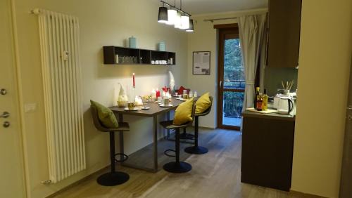 Apartment with Garden View