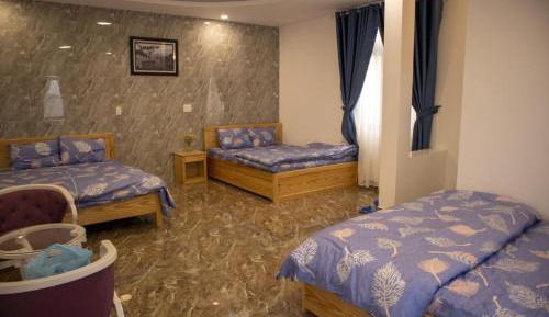 Deluxe Family Room